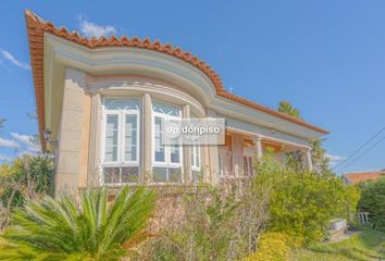 Chalet en  Tomiño, Pontevedra Provincia