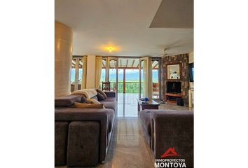 Casa en Salida A La 29 11-99, Carritos, Pereira, Risaralda, Col