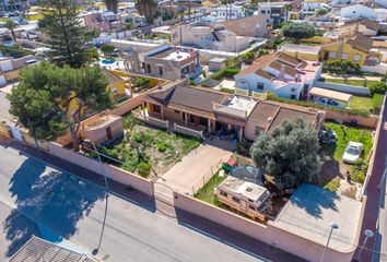 Villa en  Distrito 1 - Centro - El Chaparral, Torrevieja