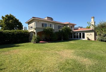 Casa en  Valentina Sur Urbana, Neuquén