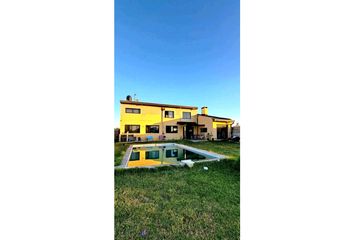 Casa en  La Plata, Partido De La Plata