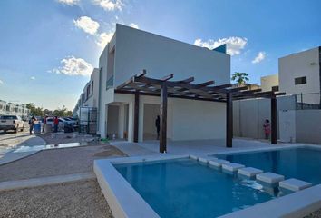 Casa en  Calle Porto Ferrari 30-58, Villamarino, Cancún, Benito Juárez, Quintana Roo, 77535, Mex