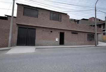 Casa en  Villa Maria Del Triunfo, Lima