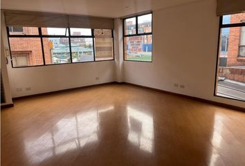 Apartamento en Santa Barbara Norte, Bogotá