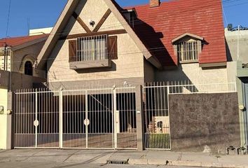 Casa en  Calle Francisco Sarabia 1058, Prolongacion Moderna, Irapuato, Guanajuato, 36690, Mex