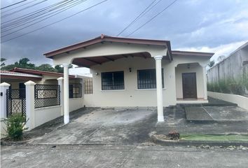 Casa en  Rufina Alfaro, San Miguelito