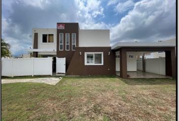 Casa en  Rufina Alfaro, San Miguelito