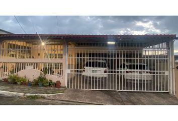 Casa en  Rufina Alfaro, San Miguelito