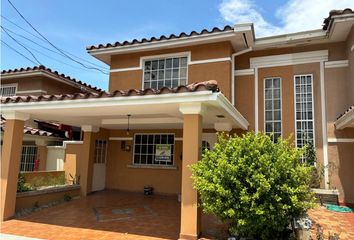 Casa en  Amelia De Icaza, San Miguelito
