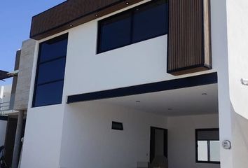 Casa en  Privada Lazio, Residencial Piamonte, Villas De Irapuato, Irapuato, Guanajuato, 36670, Mex