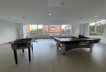 Apartamento en Calle 14 103 2-100, Urb. Ciudad Jardin, Cali, Valle Del Cauca, Col