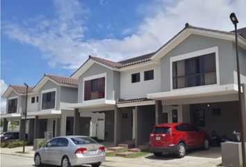 Casa en  Calle De Los Cabos 904, Las Cumbres, Panamá, Pan
