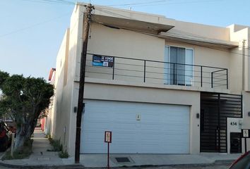 Casa en  Calle Tulipán 434, Valle Dorado, Ensenada, Baja California, 22890, Mex