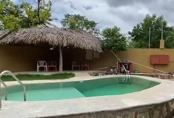 Casa en  Pueblo Tixkuncheil, Baca, Yucatán