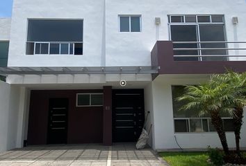 Casa en  Cluster 222, Boulevard De Las Flores, Lomas De Angelópolis, San Bernardino Tlaxcalancingo, Puebla, México
