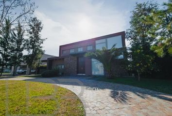 Casa en  La Plata, Partido De La Plata