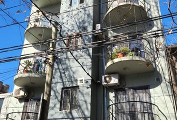 Departamento en  Caseros, Tres De Febrero