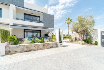Bungalow en  Distrito 2 - Urbanizaciones - Los Naúfragos, Torrevieja