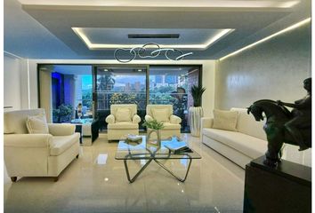 Apartment for rent in Loma de los González, Medellín