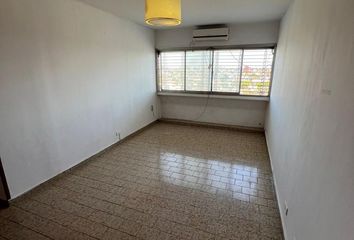 Departamento en  Parque Patricios, Capital Federal