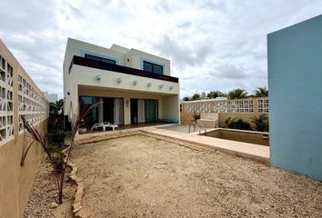 Casa en  Calle 20, Chicxulub Pueblo, Yucatán, 97340, Mex