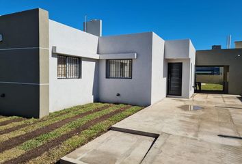 Casa en  Calle Dunant 320, Roldán, San Lorenzo, Santa Fe, Arg