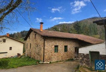 Chalet en  Zegama, Guipúzcoa