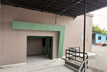 Bodega en Calle 9, La Esneda, Dosquebradas, Risaralda, Col