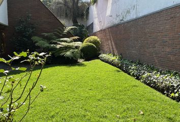 Casa en condominio en  Lomas De Tecamachalco, Naucalpan De Juárez