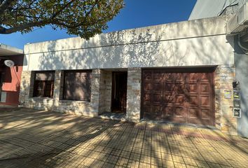 Casa en  La Plata, Partido De La Plata