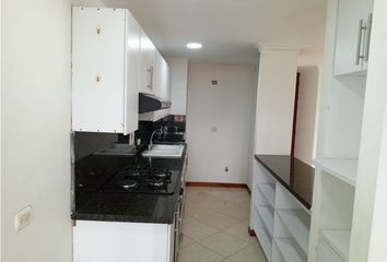 Apartamento en Calle 27 Sur 28 121, Alto De Misael, Envigado, Antioquia, Col
