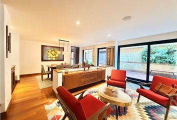 Apartment for rent in Santa Barbara Norte, Bogotá