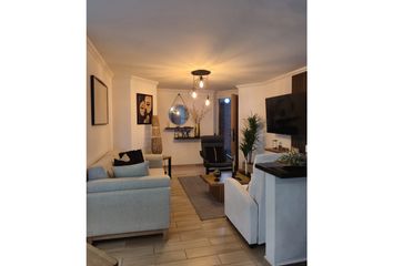 Apartamento en El Playón De Los Comuneros 1 (la Frontera), Medellín