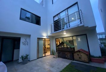 Casa en condominio en  Llano Grande, Metepec