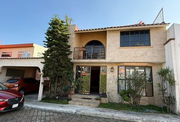 Casa en condominio en  San Lorenzo Coacalco, Metepec