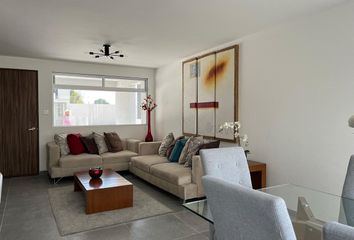 Casa en  Boulevard Atlixco - Puebla Ó Atlixcayotl, Pueblo De San Bernardino Tlaxcalancingo, San Andrés Cholula, Puebla, 72830, Mex