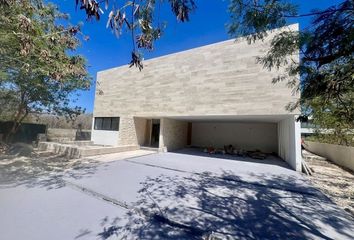 Casa en  Yucatan Country Club, Mérida, Yucatán, 97308, Mex