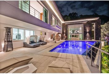 Casa en Poblado, Medellín