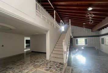 Casa en 23, Las Orquideas, Envigado, Antioquia, Col