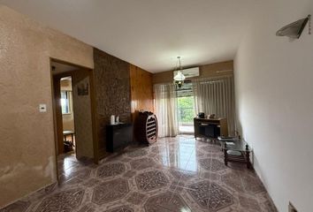 Departamento en  Sáenz Peña, Tres De Febrero