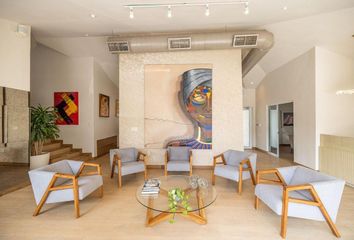 Oficina en  Avenida Lázaro Cárdenas, Villas De Santa Engracia, San Pedro Garza García, Nuevo León, 66266, Mex