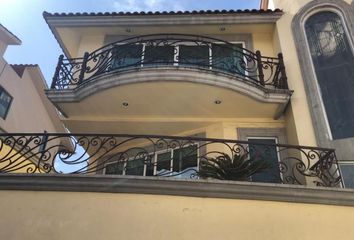 Condominio horizontal en  Calle Paseo De Los Laureles 397, Bosque De Las Lomas, Cuajimalpa De Morelos, Ciudad De México, 05120, Mex
