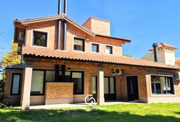 Casa en  Rincón De Emilio, Neuquén