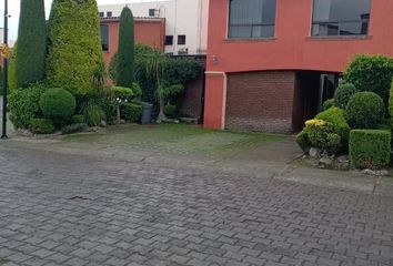 Casa en condominio en  Coaxustenco, Metepec