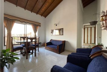 Apartamento en Droguería Colsubsidio Centro Comercial Viva Laureles, Lorena, Medellín, Antioquia, Col
