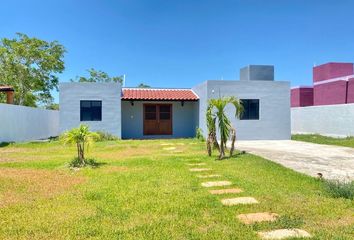 Casa en  Calle 19 78, Chicxulub, Chicxulub Pueblo, Yucatán, 97340, Mex