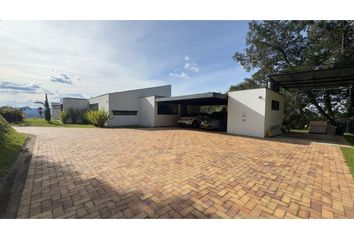 Casa en  Canada, El Carmen De Viboral, Antioquia, Colombia, Colombia