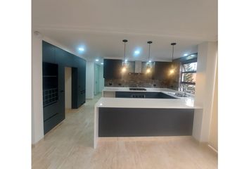 Apartamento en Poblado, Medellín