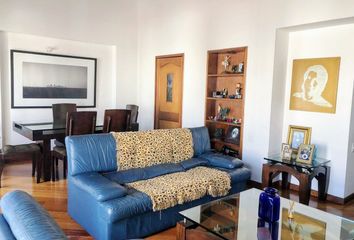 Apartamento en Santa Bárbara Central, Bogotá