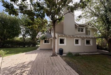 Casa en  Rincón De Emilio, Neuquén